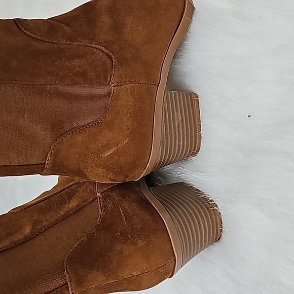 Suede booties - Picture 6 of 6